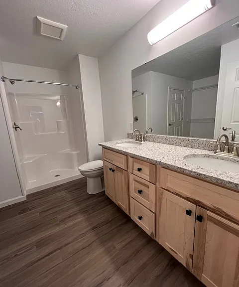 220 S Taylor St — Photo 41