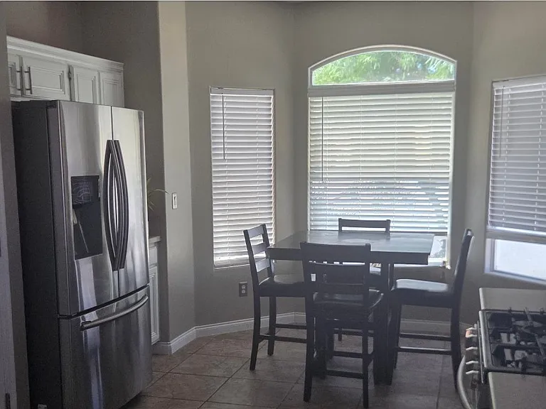 1018 Cutter St — Photo 5