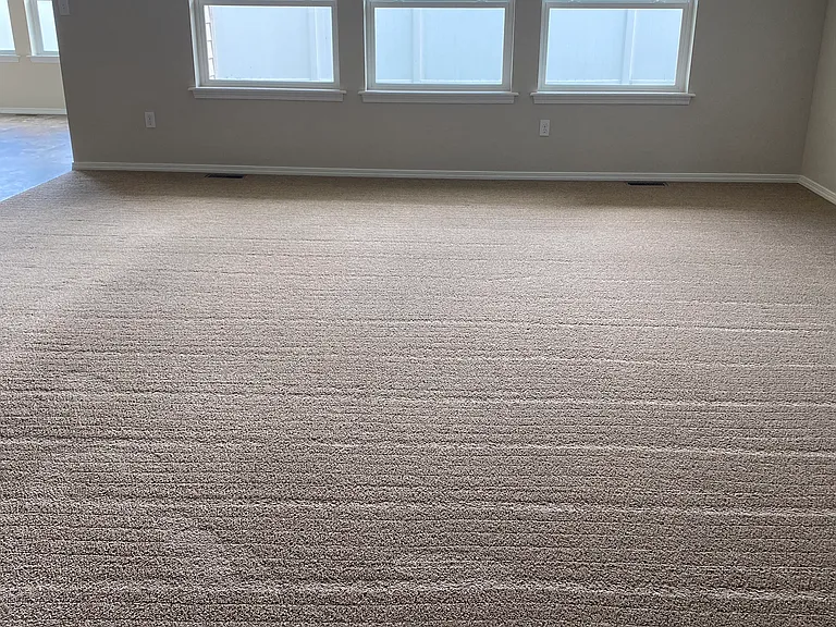221 Canyon Crest Dr W — Photo 2