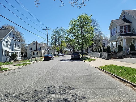 4th image of 69 Appleton St