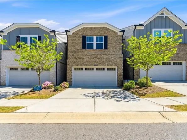 1665 Villageside Ct, Lawrenceville, GA 30043