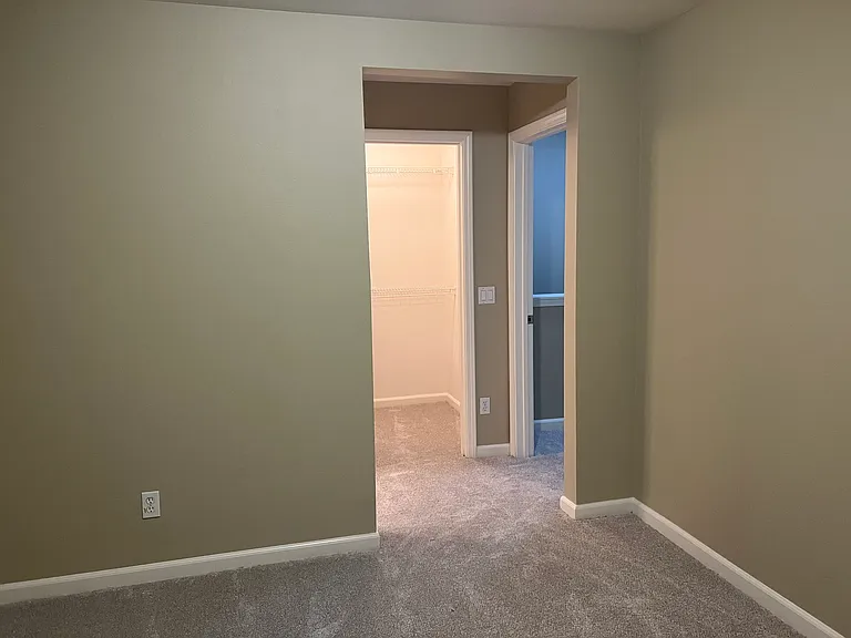 1818 Moore Blvd — Photo 17