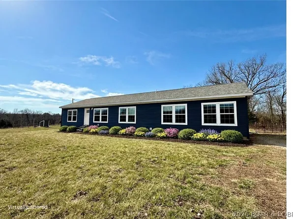 3182 Big Buffalo Rd, Stover, MO 65078