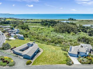 190 Starboard Court, Bodega Bay, CA 94923