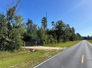 1421 River Rd, Jesup, GA 31546