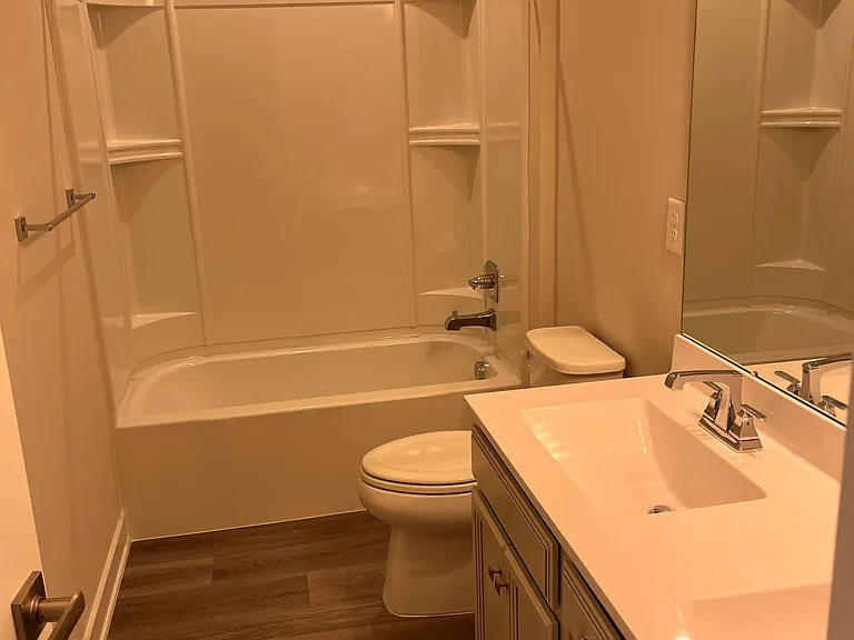 2nd full bathroom upstairs.