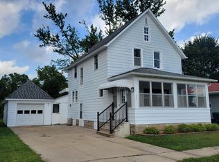 203 E Grove St, Rushford, MN 55971