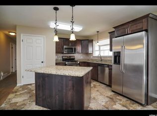 76 W 900 S, Layton, UT 84041
