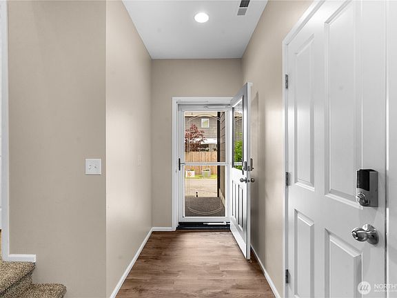 3rd image of 18328 73rd Avenue Ct E