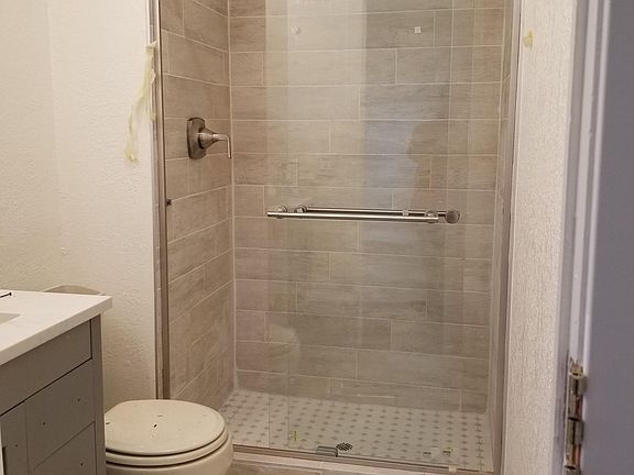 Master's bathroom