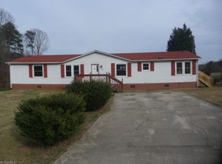 225 Nicholson Rd, Winston Salem, NC 27107