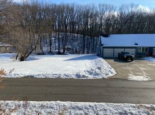 425 Ravine St, Port Byron, IL 61275