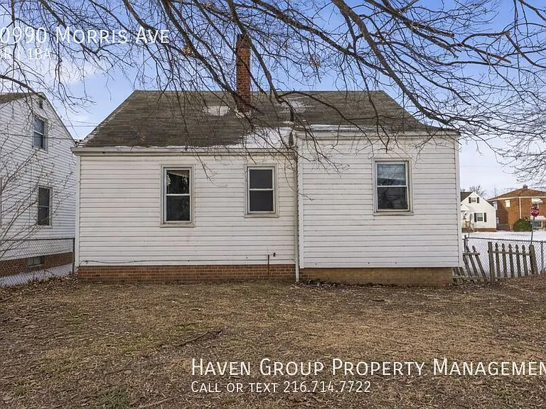 20990 Morris Ave — Photo 24