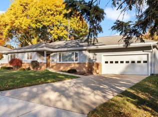 1726 Country Ln, Monroe, WI 53566