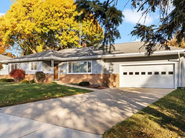 1726 Country Lane, Monroe, WI 53566
