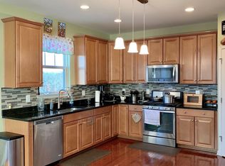 11 Beaumont Ln, Stafford, VA 22554