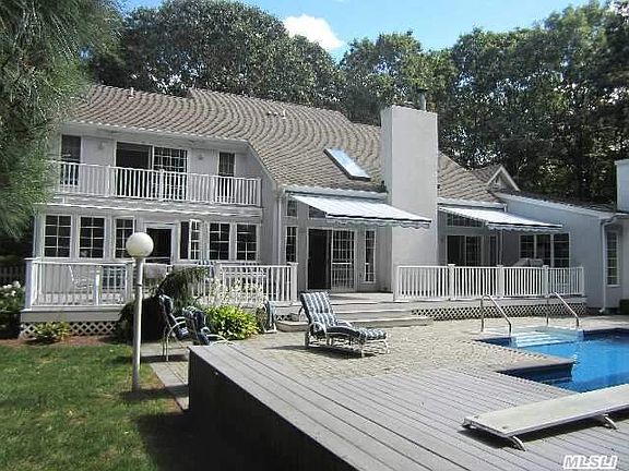 3rd image of 18 Hermitage St