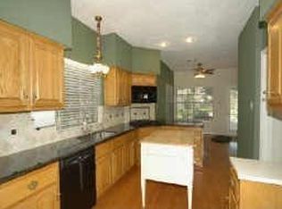 15007 Heathgate Ct, Houston, TX 77062