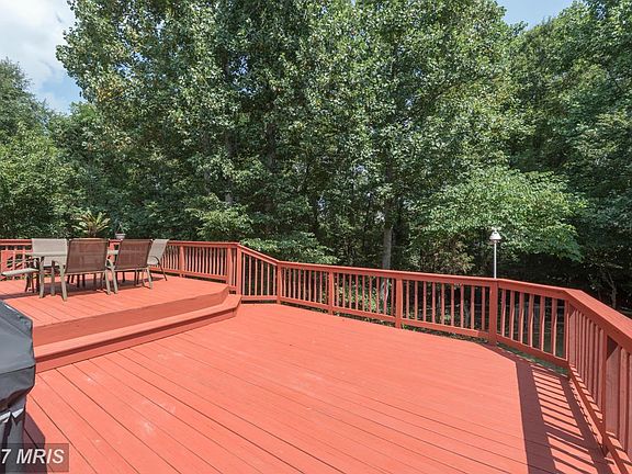 5th image of 25 Brookstone Dr