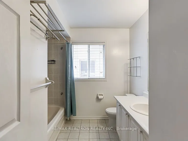 20 Raintree Dr — Photo 31