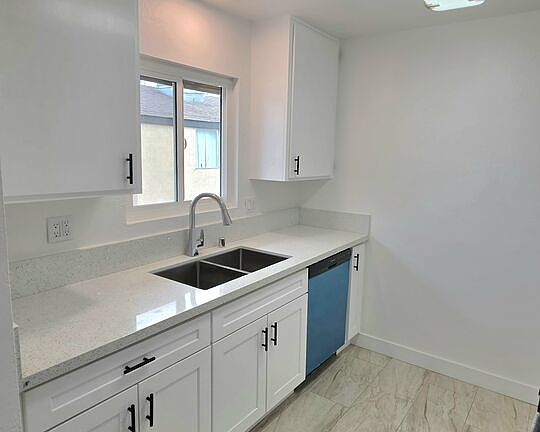 2nd image of 165 N Hamilton Ave APT 8