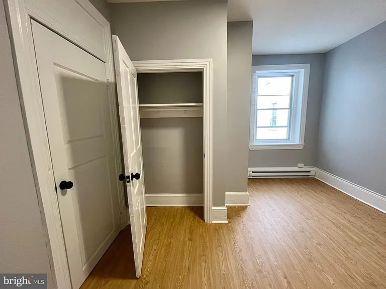 4417 Walnut St #3F — Photo 16