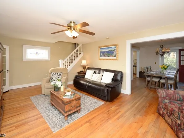 577 Shelton Rd, Ridgewood Village, NJ 07450