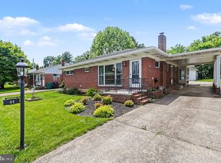 44 Oak Ave, Camp Hill, PA 17011