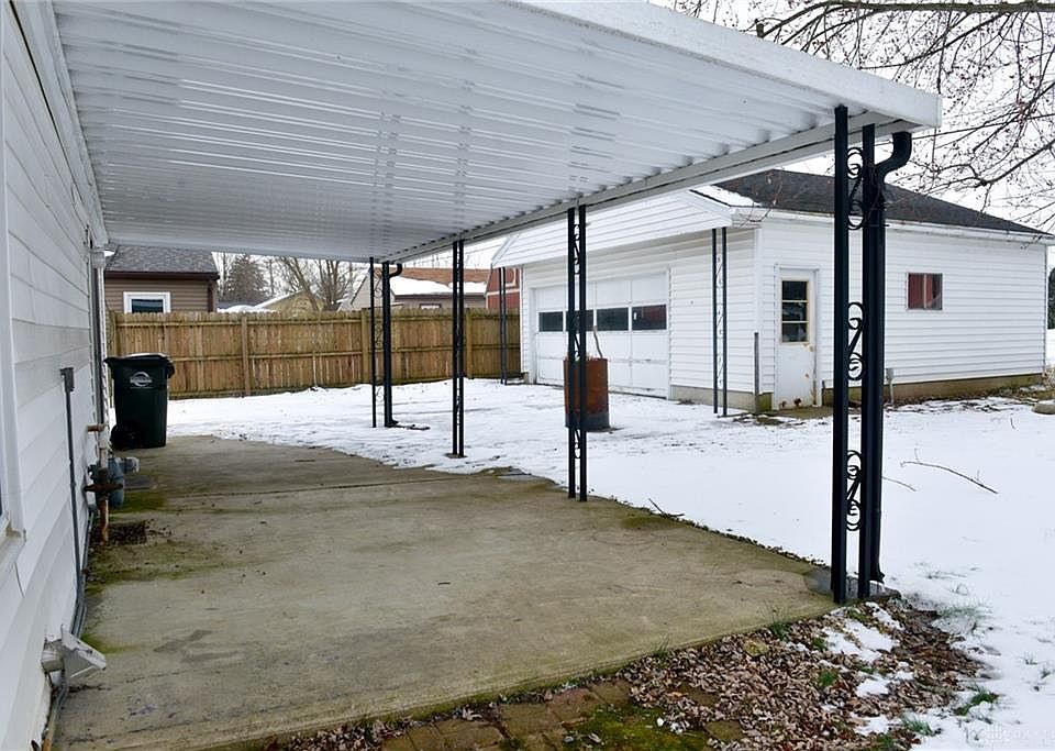 2nd image of 1728 Bowman Dr