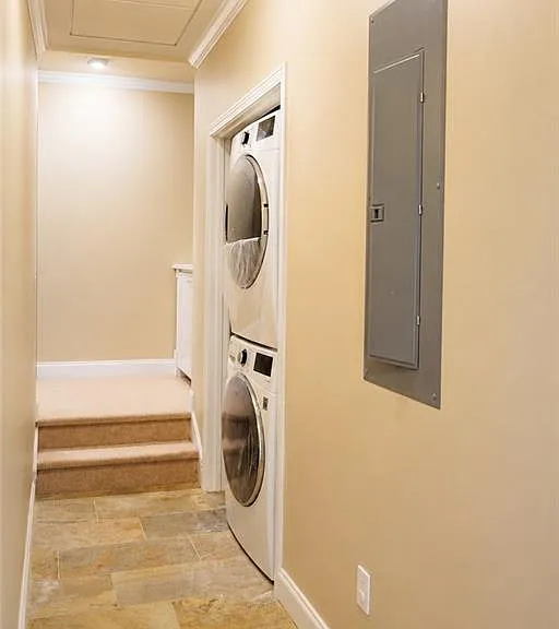 340 Nell Ct — Photo 34