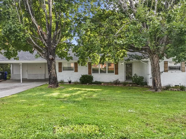 536 Spruce St, Morristown, TN 37813