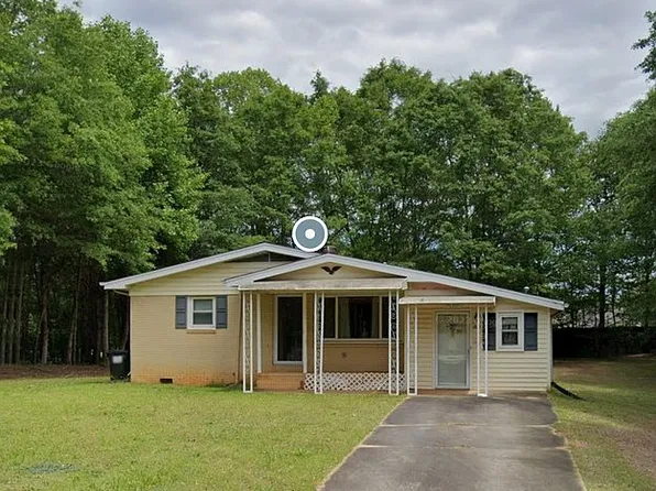 105 Darleen Ave, Easley, SC 29640