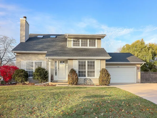 4493 Capstan Dr, Hoffman Estates, IL 60192