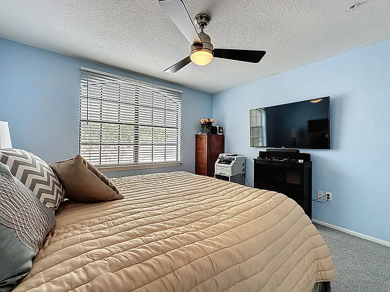 800 Boardwalk Dr #622 — Photo 29