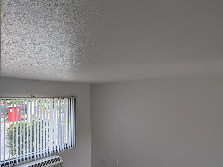 7926 SE Johnson Creek Blvd #2 — Photo 5