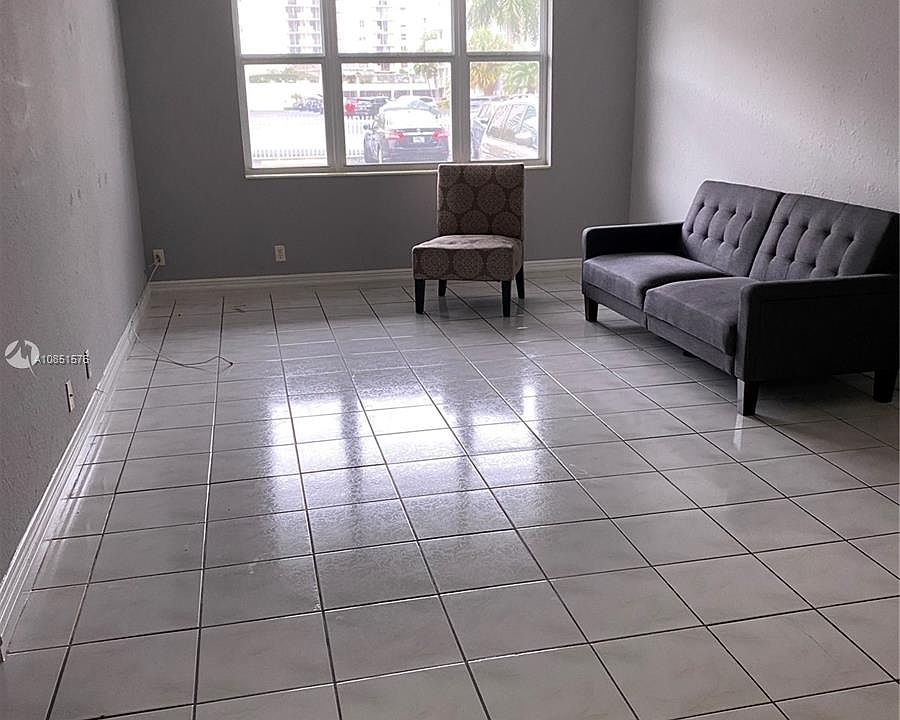 2nd image of 1913 S Ocean Dr APT 112