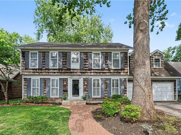 9908 Perry Dr, Overland Park, KS 66212