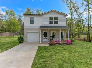 240 Golden Leaf Ln, Inman, SC 29349