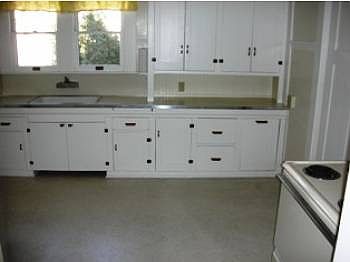 5th image of 425 Stasal Ave
