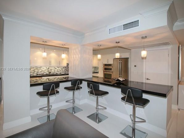 9801 Collins Ave APT 9W