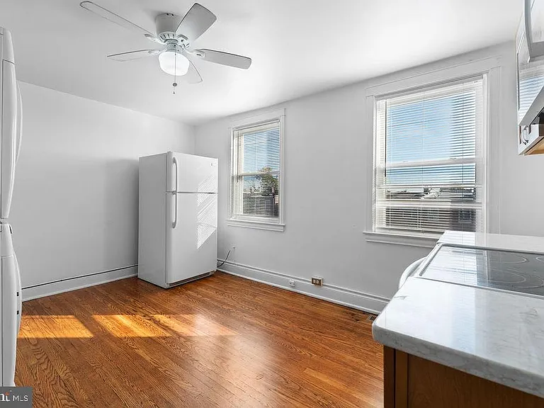 339 Drew St — Photo 11