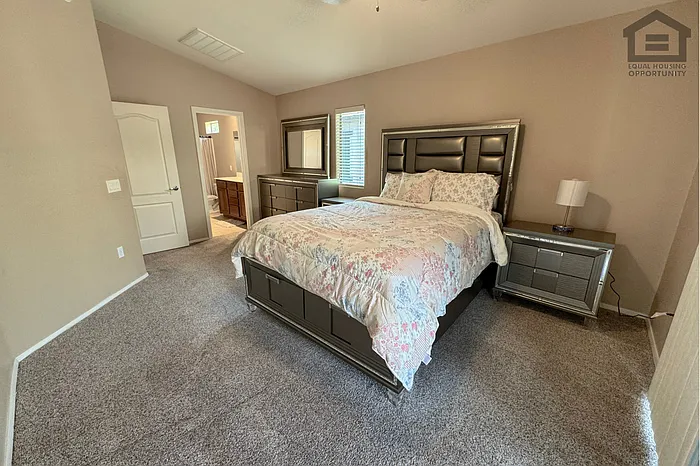 2727 N Price Rd #6 — Photo 18