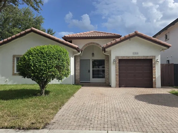 15826 SW 138th Ter, Miami, FL 33196