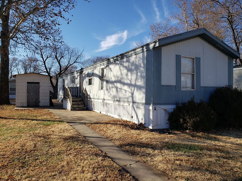 2nd image of 4960 S Seneca St Lot 52