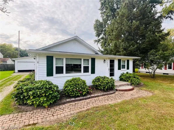 1492 Park Ave, Madison, OH 44057