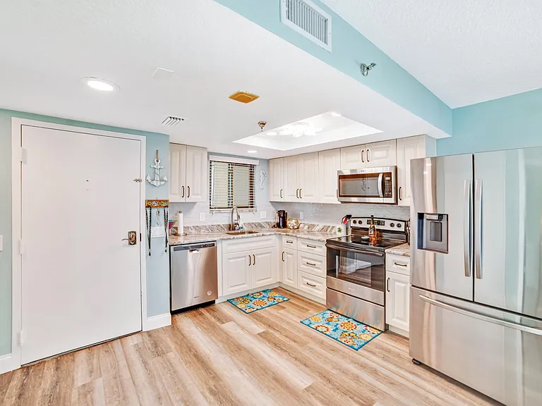 6009 Sea Ranch Dr #714 — Photo 4