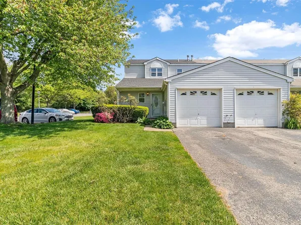 2741 Schleigel Boulevard #2741, Amityville, NY 11701