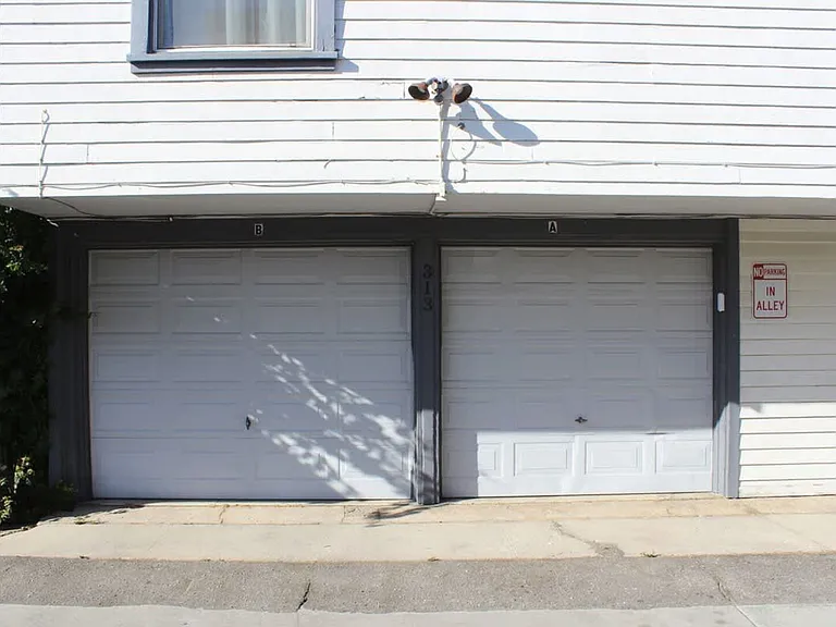 E Bay Ave — Photo 19