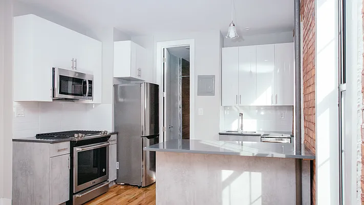 Rented by Nooklyn NYC LLC | media 3