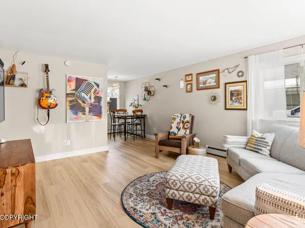 811 W 88th Ave, Anchorage, AK 99515